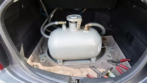 czy można wymontować gaz z samochodu